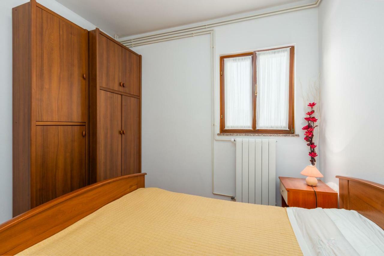 Apartment Softic Pula Exterior photo